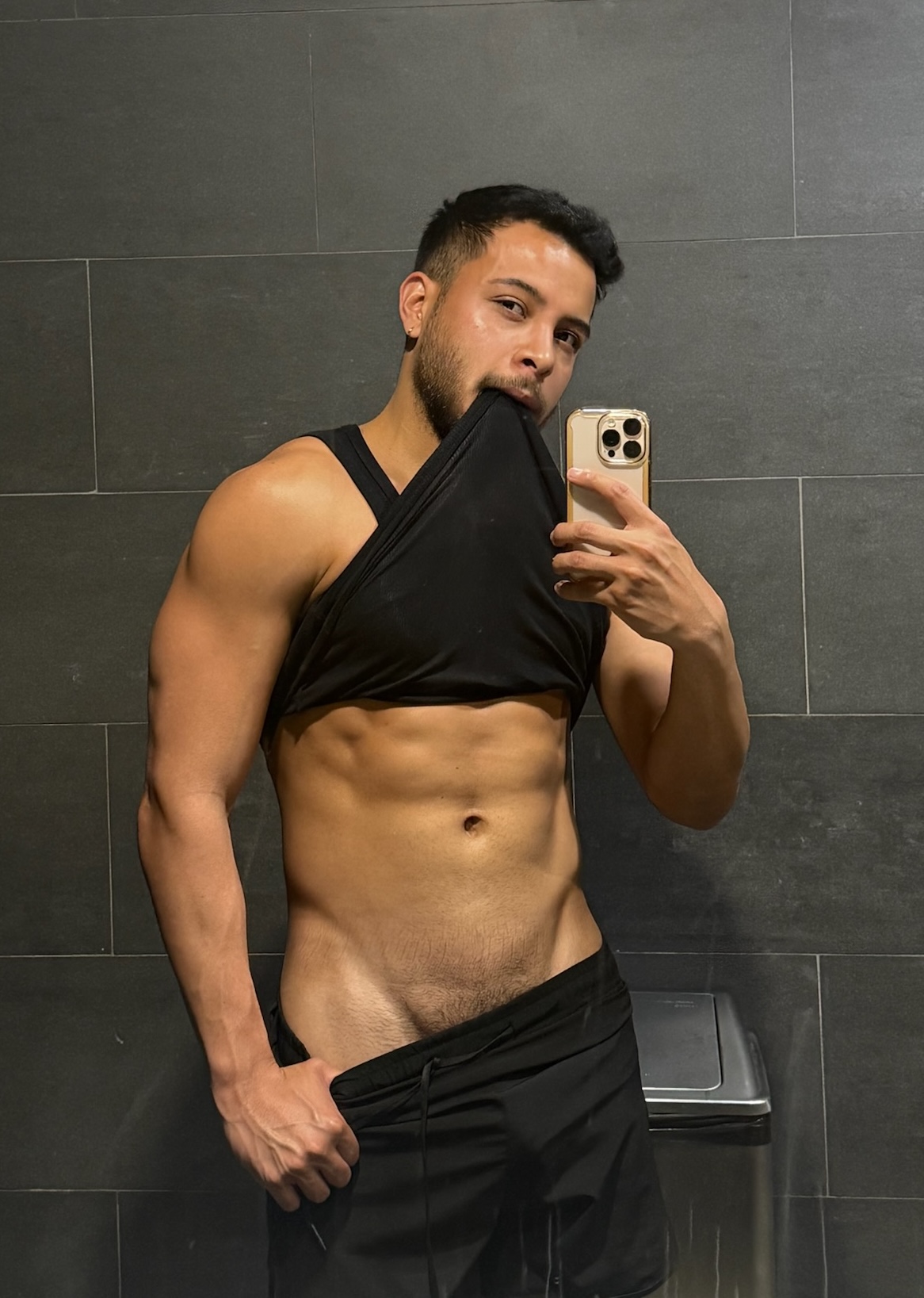 Alex Mira